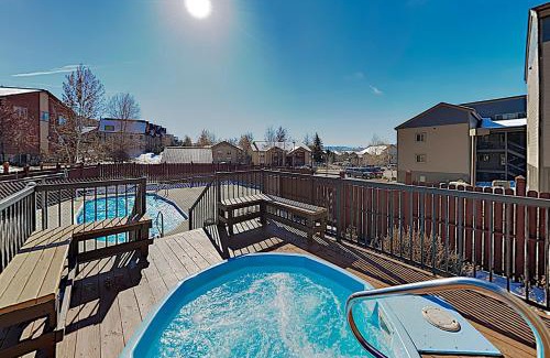 Steamboat Springs Apartment | Shadow Run C203