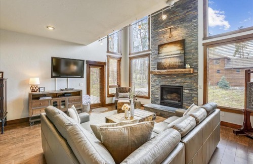 Breckenridge House | Shekel Haus