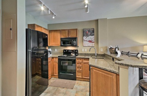 Winter Park Apartment | Ski-In and Out Zephyr Mtn Lodge Condo with Hot Tub Access