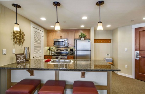 Winter Park House | Ski In Out Luxury Condo 4375 I Huge Hot Tub I Great Views I Best Price I Discounted Attractions