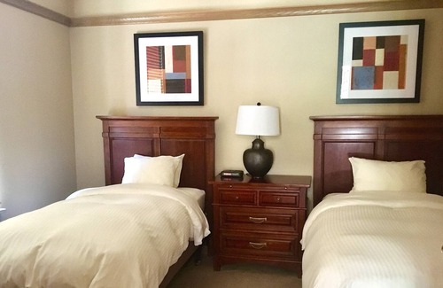 Beaver Creek Condo | Ski In - Ski Out, Beaver Creek Village , Park Plaza, Great Location!