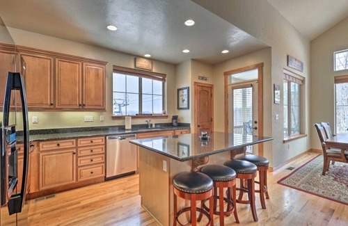 Silvercreek House | Ski In/Ski Out Enjoy the beautiful mountains and watch the skiers go by!