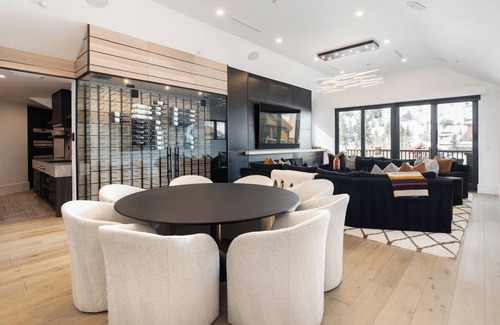 Edwards Condo | Ski-In/Ski-Out - Luxury Penthouse - Arrowhead A500 - Top Floor Views