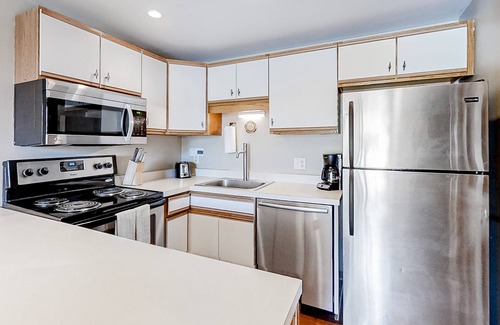 Steamboat Springs Condo | Ski-in/Ski-Out, Outdoor Pool, Hot Tub, Tennis, Sauna, & Gym