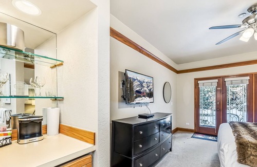 Beaver Creek Condo | Ski-out suite with pools, hot tubs, spa, on-site dining, patio & mountain view
