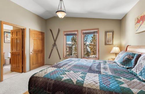 Baldy Mountain House | Ski View Cabin by Great Western Lodging