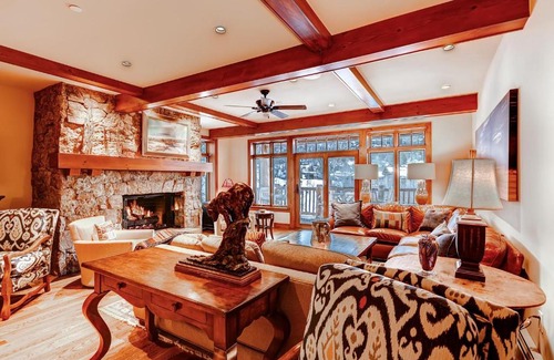 Avon Apartment | Snowcloud 508SC