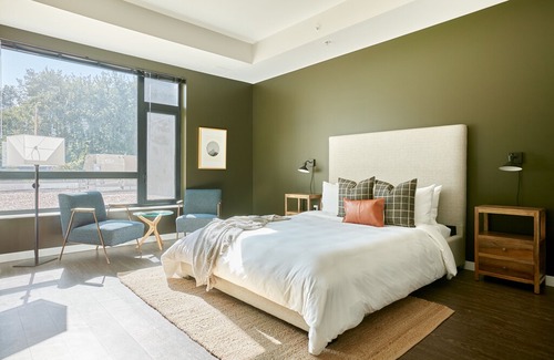 University Park Apartment | Sonder | University Park | Calming Studio + Pool