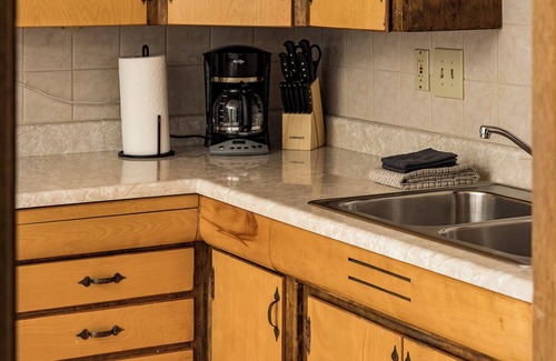 Westminster House | Spacious 4-bedroom house, Fenced Yard, Central Denver & Boulder