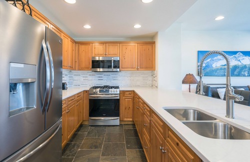 Mountain Village Condo | Spacious and Quiet 1-Bedroom Condo With Great Amenities