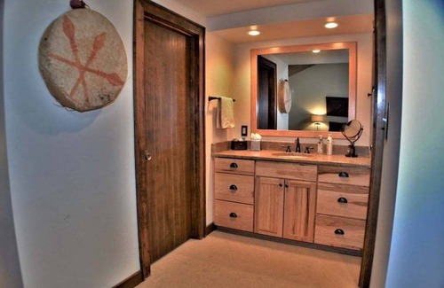 Purgatory Condo | Spacious Condo at Tamarron, Pool/Hot Tub/Workout Access, Golf/Tennis On Site