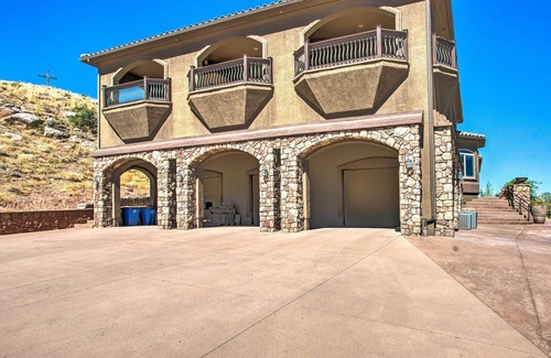 Redlands Cottage | Spacious Grand Junction Home w/Mountain View