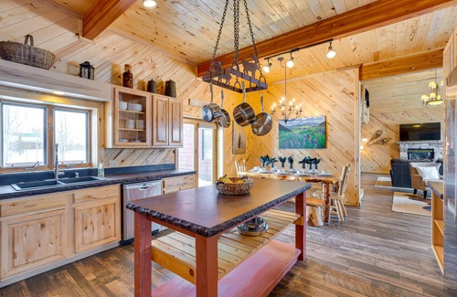Gunnison House | Spacious Gunnison Home: Ski, Hike, Bike & Fish!