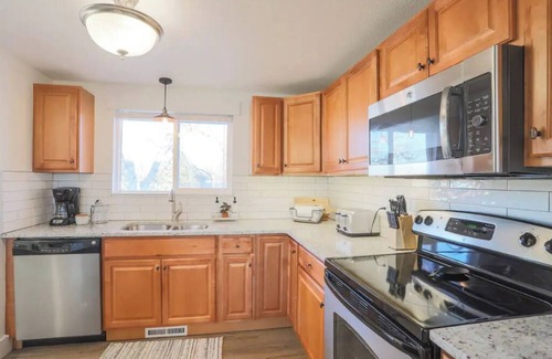 Loveland House | Spacious Home in the Heart of Loveland! Pet Friendly