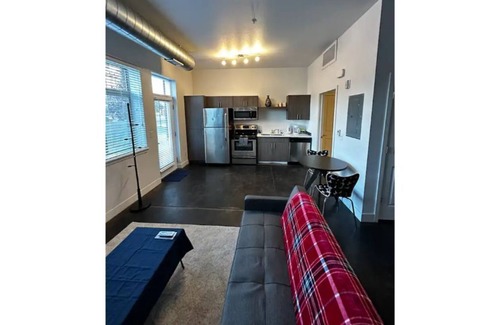 Old Town Apartment | Spacious Loft Style Studio - Historic Oldtown!