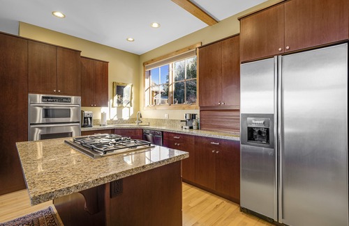 Eagle-Vail House | Spacious Mountain Retreat w/Amazing Views! By Gorecreek Rentals