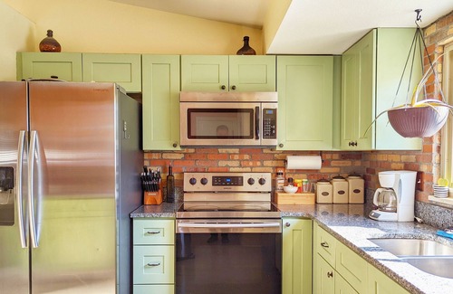 Village Seven House | Spacious retreat in central loc w/ cozy fireplace