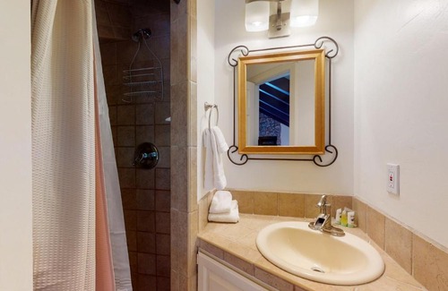 Matterhorn Village House | Spectacular Remodeled 5 Bedroom Matterhorn home w/ Hot Tub and Ski Lockers!