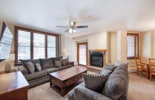 Winter Park Apartment | Spectacular Ski-In Ski-Out Zephyr Mountain Lodge Condo with Village Corridor View condo