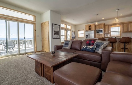 Grand Lake House | Stillwater, gorgeous new home, 3/2, near Lake Granby