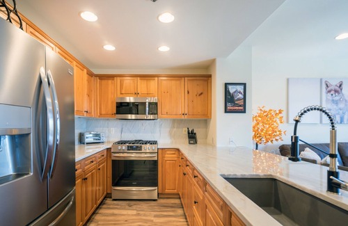 Mountain Village Condo | Stunning 3-Bedroom Remodel With Great Mountain Views
