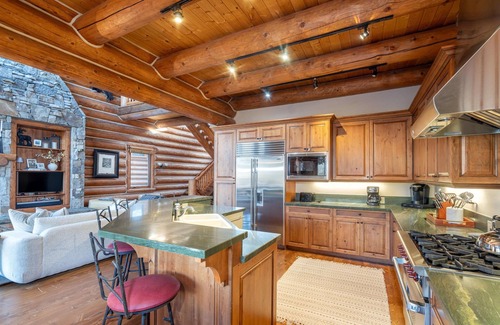 Mountain Village House | Stunning Vacation Rental with Ski-in Ski-out Access