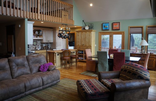 Estes Park House | Stunning Views of Longs Peak and Rocky Mountain National Park - Villa Cerf