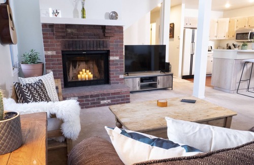 Mountain Star House | ☞Sunny & Spacious 2 King 2 Queen in the❤️of the Vail❅Valley⛷