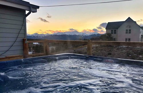 Leadville House | The Hilltop Haven w Hot Tub & The Best Views!