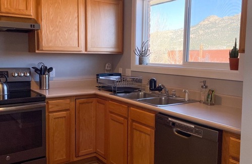 Buena Vista House | The Rapid Ranch - Hot Tub and Game Room! STR-125