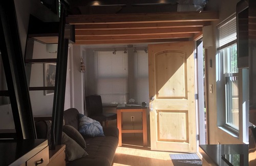 Lyons Resort | The Salida – Explore the Rockies from This Cozy Riverside Tiny House