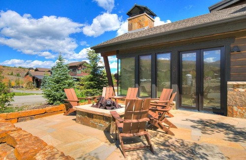 Fairmount On The River House | The Shores Lodge