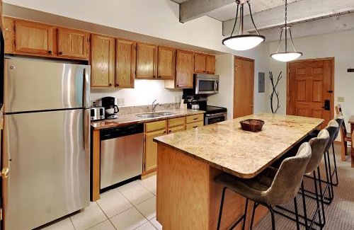 Snowmass Village House | Timberline Condominiums 2 Bedroom Deluxe Unit A2H