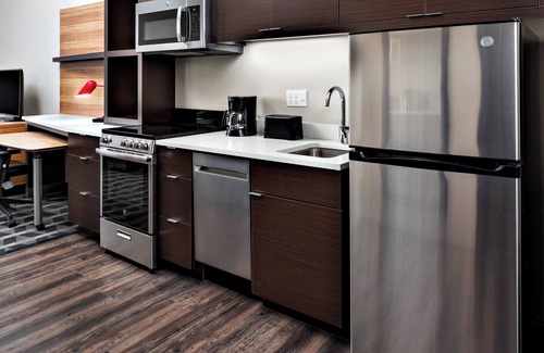 Loveland Hotel | TownePlace Suites by Marriott Loveland Fort Collins