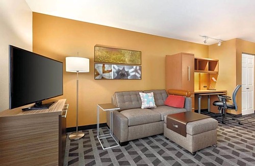 Golden Hotel | TownePlace Suites Denver West/Federal Center