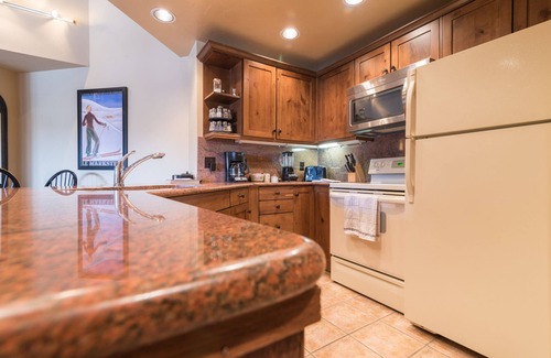 Steamboat Springs Condo | TR1301 | Layout with Loft and Den | Beautiful Décor | Winter Shuttle | Hot Tubs