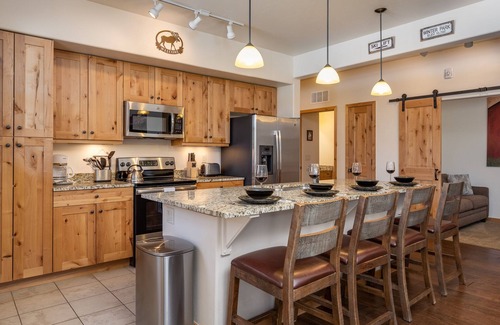 Winter Park Condo | Trailhead 212 Downtown walk to bars, restaurants