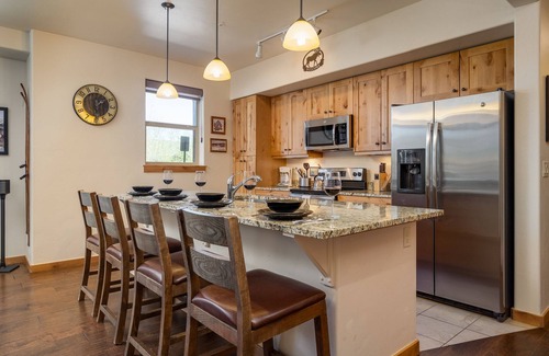Winter Park Condo | Trailhead 212 Downtown walk to bars, restaurants