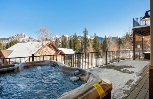 Purgatory House | Twilight - 21 Quarry Court