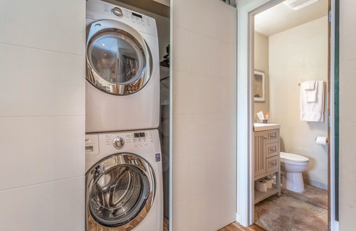 Avon Condo | Two Bedroom Two Bath Amazing Condominium with deck and great mountain views.