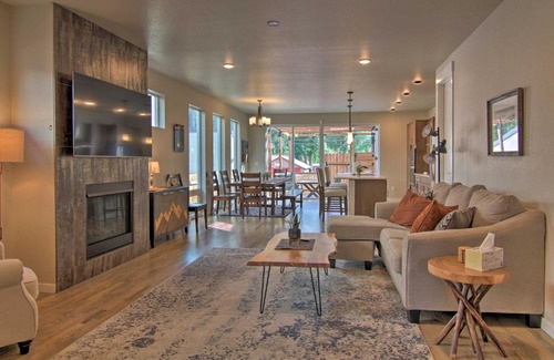 Colorado Springs House | Upscale and Modern Colorado Springs Townhome!