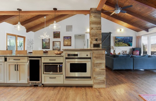 Eagle-Vail House | Vail mountain house! 5 bedrooms plus loft. Hot tub!