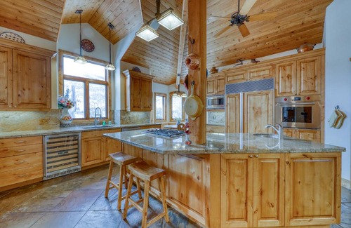 Highland Meadows House | Vermont Retreat