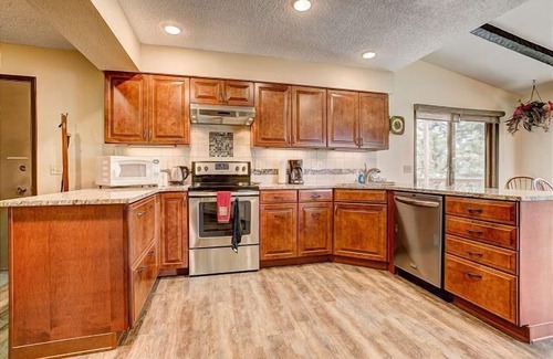 Estes Park House | Villa Mir Spectacular Views!