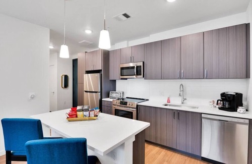 Jewell Heights - Hoffman Heights Apartment | Walk 2 Work to Children's Hospital UC Health Anschutz