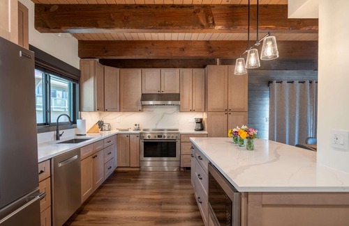 Steamboat Springs House | Waterford 23 | Pet Friendly | Indoor Hot Tub & Sauna | Prime Location