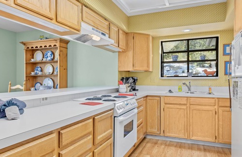 Windcliff Estates House | Werlein Vacation Home at Windcliff by RedAwning