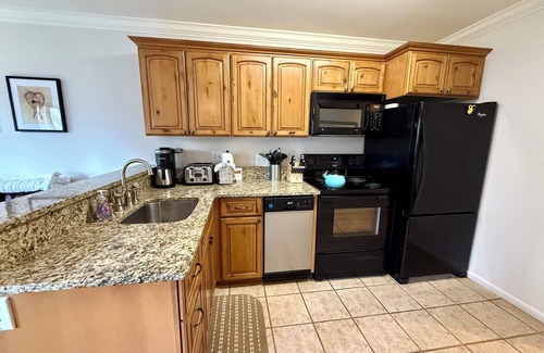 Breckenridge Condo | Wildwood Condo: Top Floor; Creekside; Walk to Town