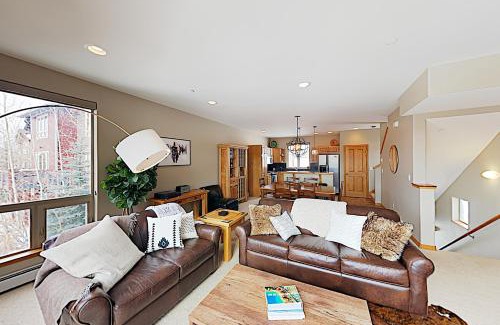 Fraser Apartment | WinterStar E-2