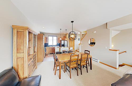 Fraser Apartment | WinterStar E-2